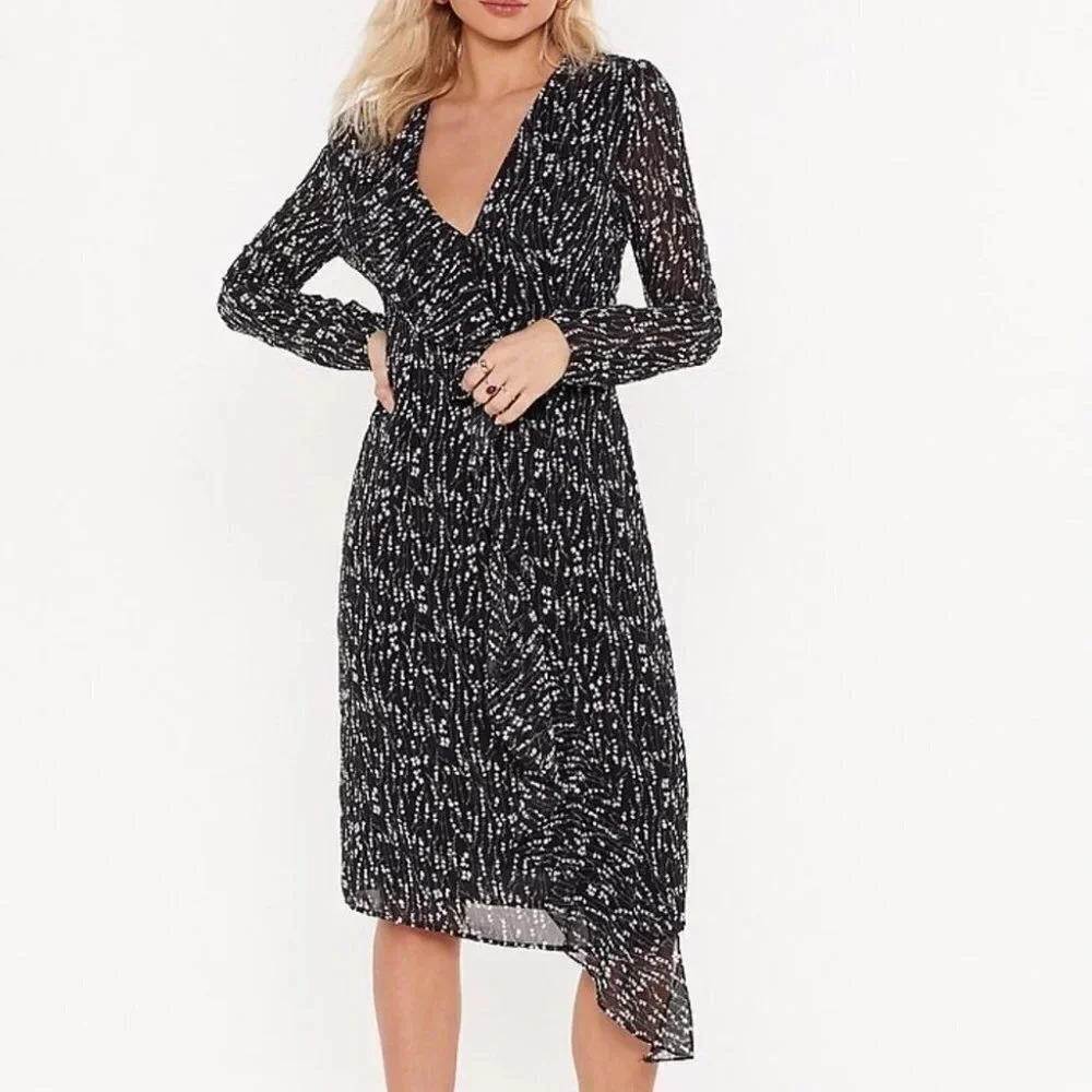 Nasty Gal Don’t Ruffle My Flowers Midi Dress NWT